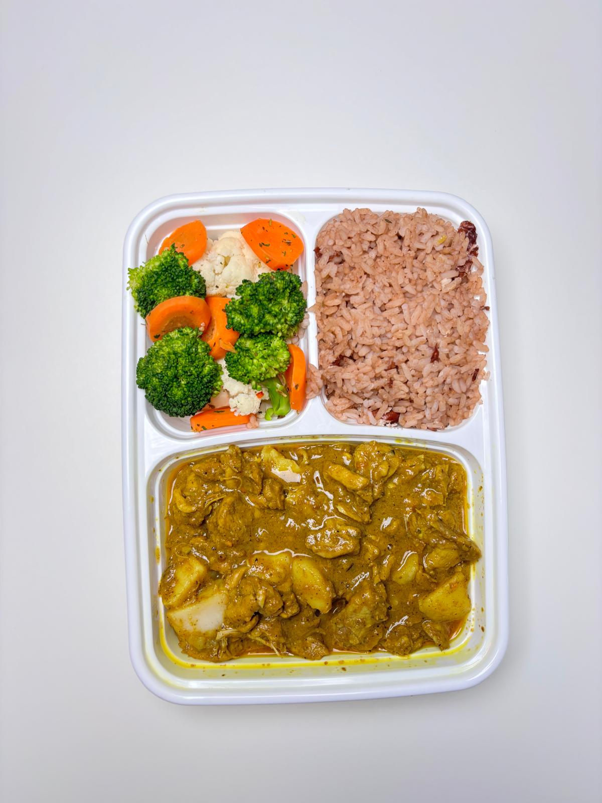 Curry Chicken (Boneless) 32oz Container